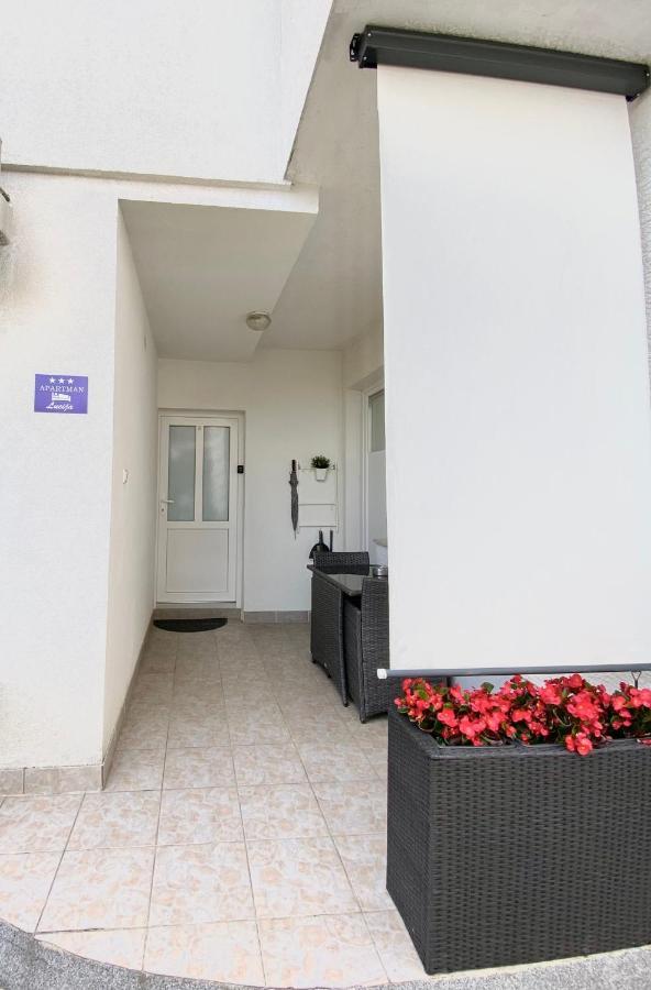 Apartman Lucija Gradici Eksteriør bilde