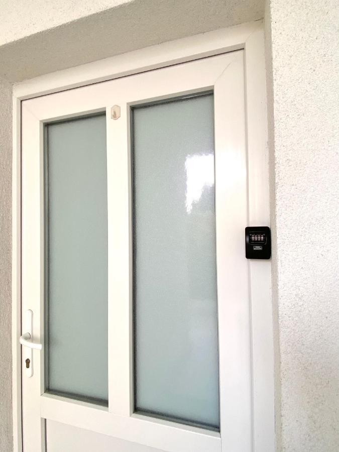 Apartman Lucija Gradici Eksteriør bilde